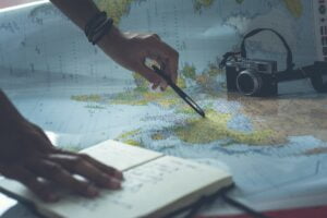 Read more about the article What Are The Key Benefits Of Using Virtual Travel Assistants For Trip Planning?