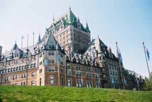 Read more about the article Discover the Majestic Fairmont Hotel Château Frontenac in Quebec City Review