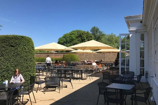 Read more about the article Royal London Tour Review