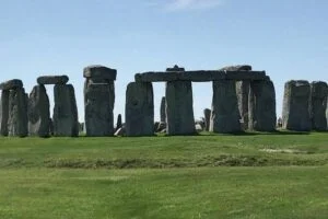 Read more about the article Magna Carta at Salisbury, Stonehenge and Bath Private Tour Review