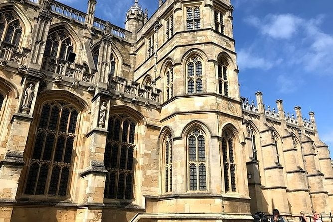 Read more about the article Windsor and Stonehenge in One Day Tour Review