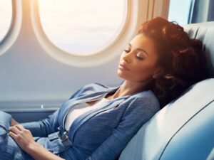 Read more about the article What is the fastest way to get over jet lag? Find out in How to Minimize Jet Lag Symptoms Guide