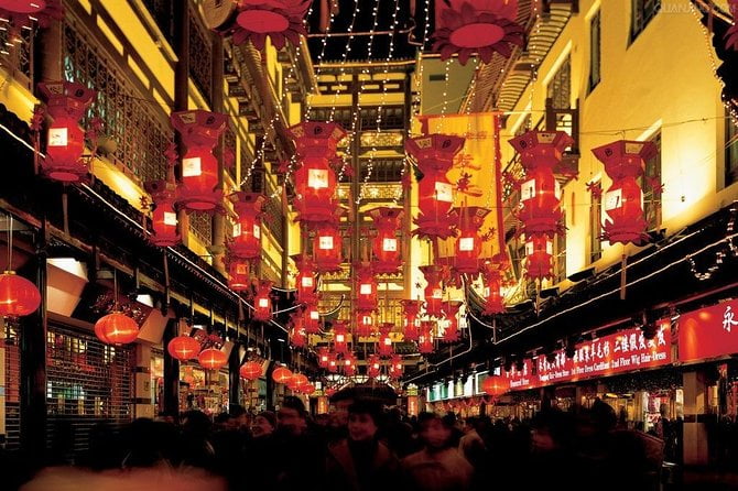 Read more about the article Shanghai Private Layover Tour of the Bund Oriental Pearl Tower and Dim-sum Lunch Review